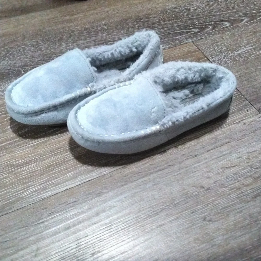 NWT: KOOLABURRA BY UGG; GIRLS RILEY SHIMMER MOCCASINS SLIPPERS. - Picture 7 of 8